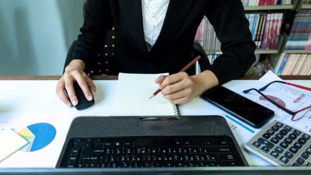 How Bookkeeping Services Can Help Startups Thrive